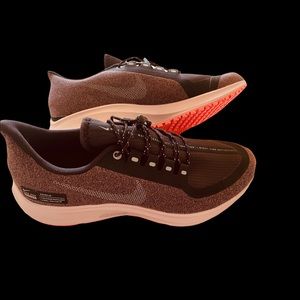Nike Women’s Air Zoom Pegasus Shield Run